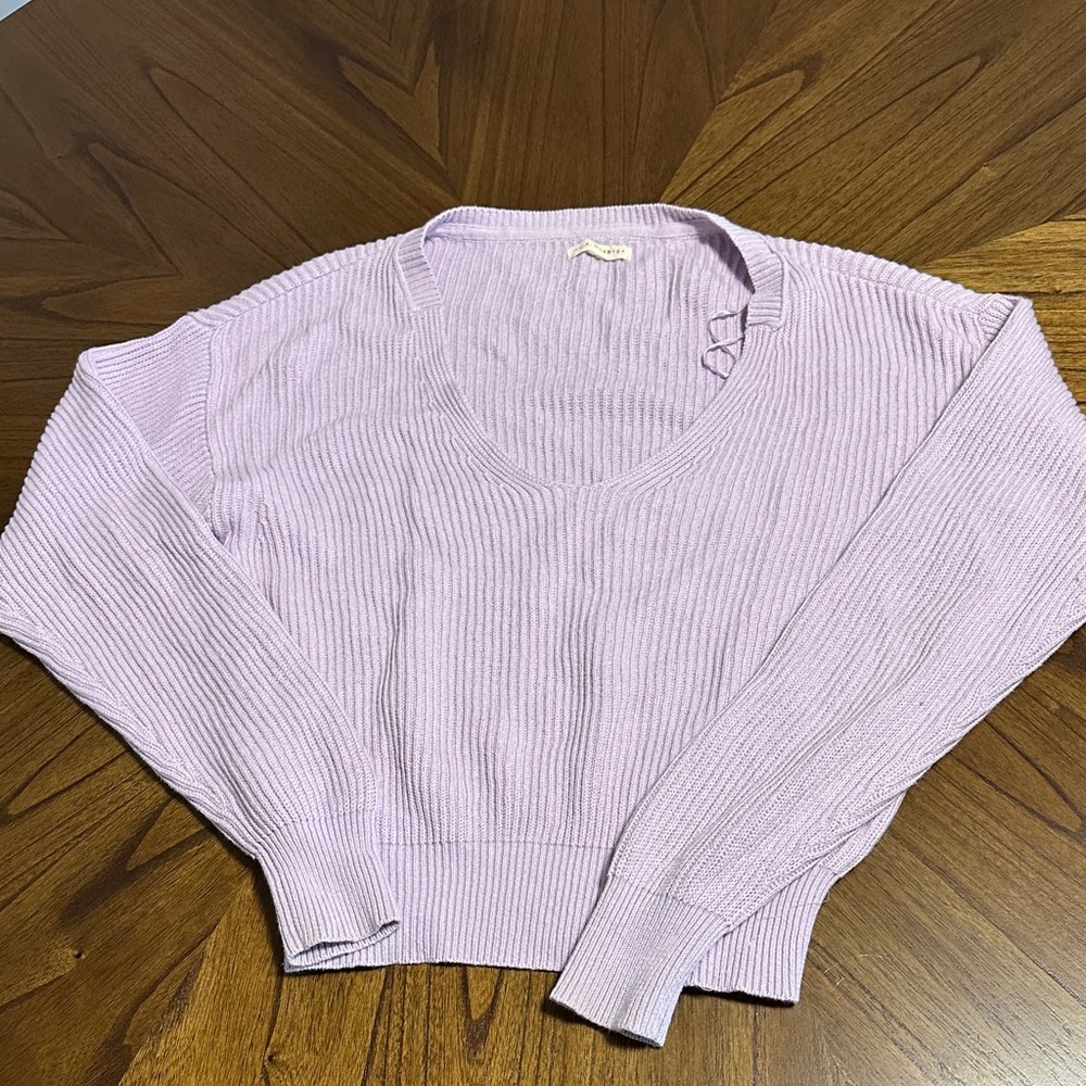 La Hearts Lavender V-Neck Ribbed Sweater